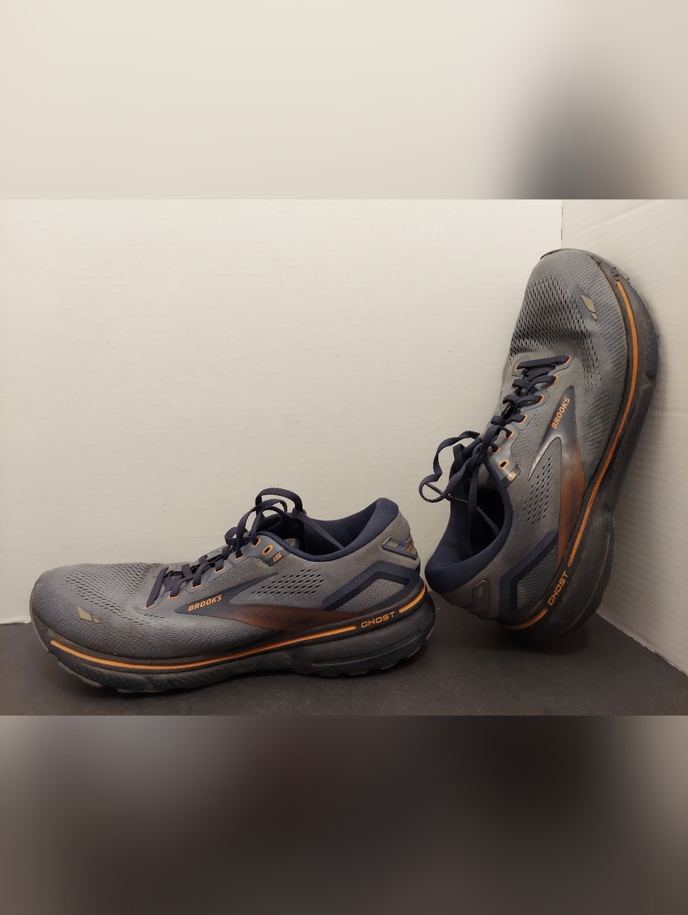 Brooks Ghost 15 Mens Size 12 (1103931D025) Flintone Peacock Oak Running Shoe